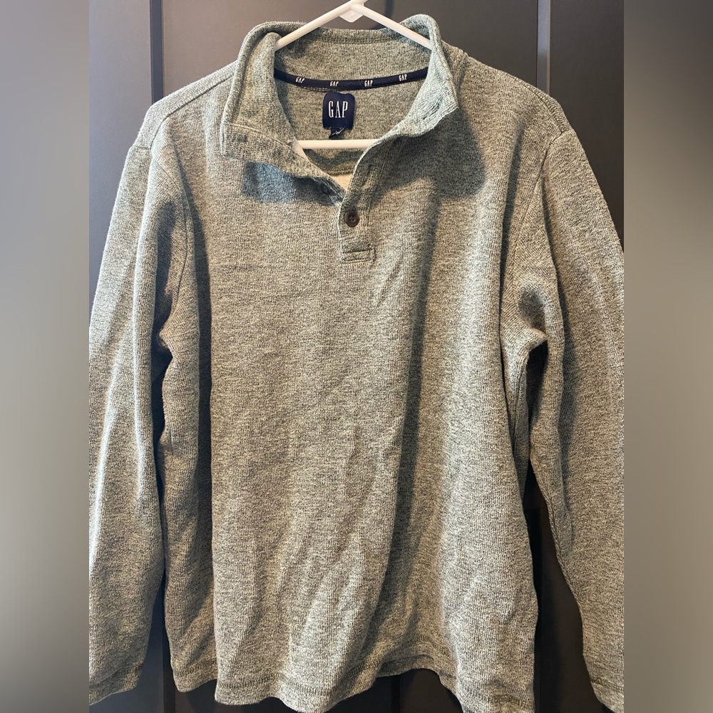 GAP Gray Pullover Sweater